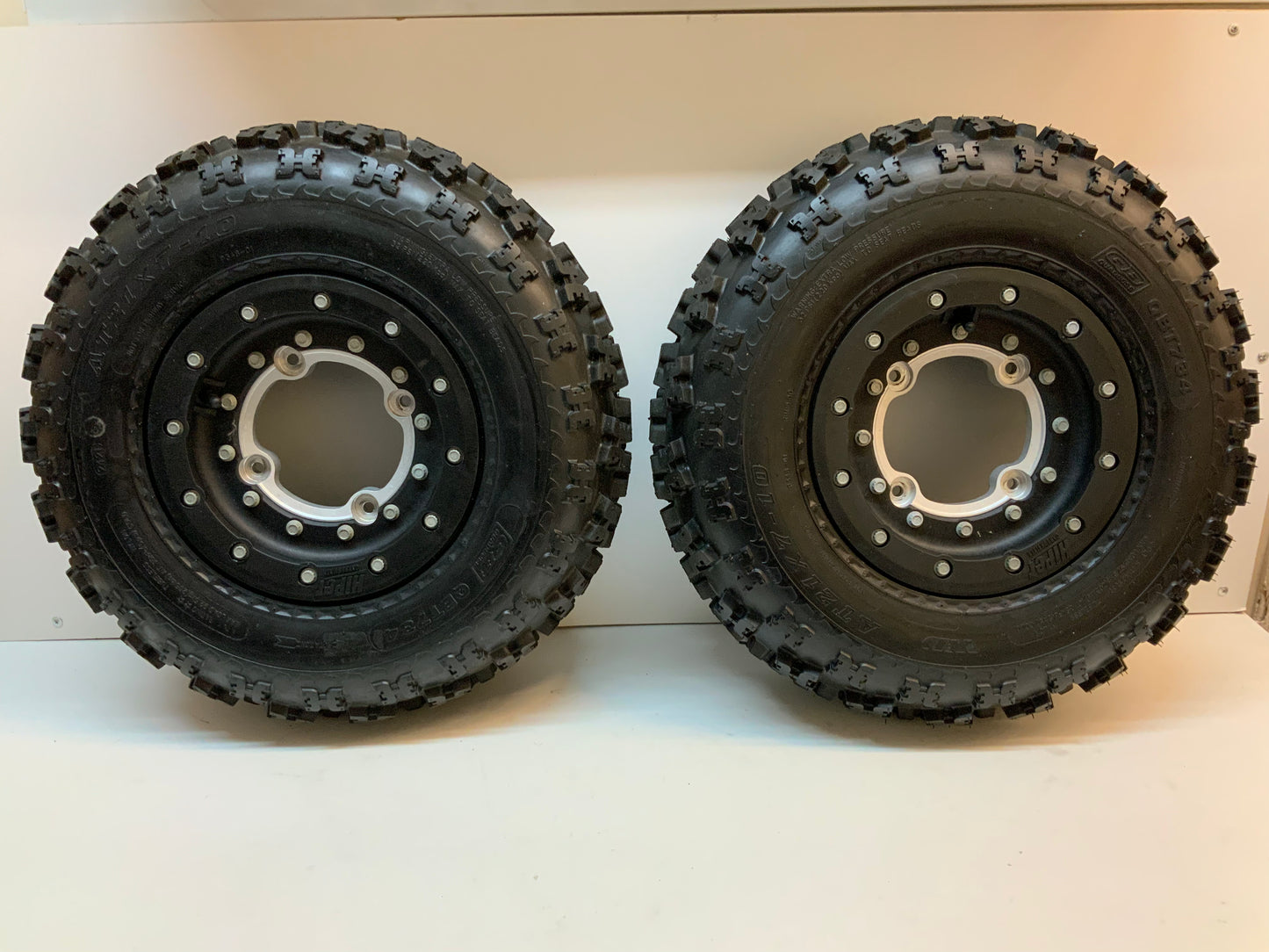 SUZUKI HYPER LITE WHEELS AND TIRES