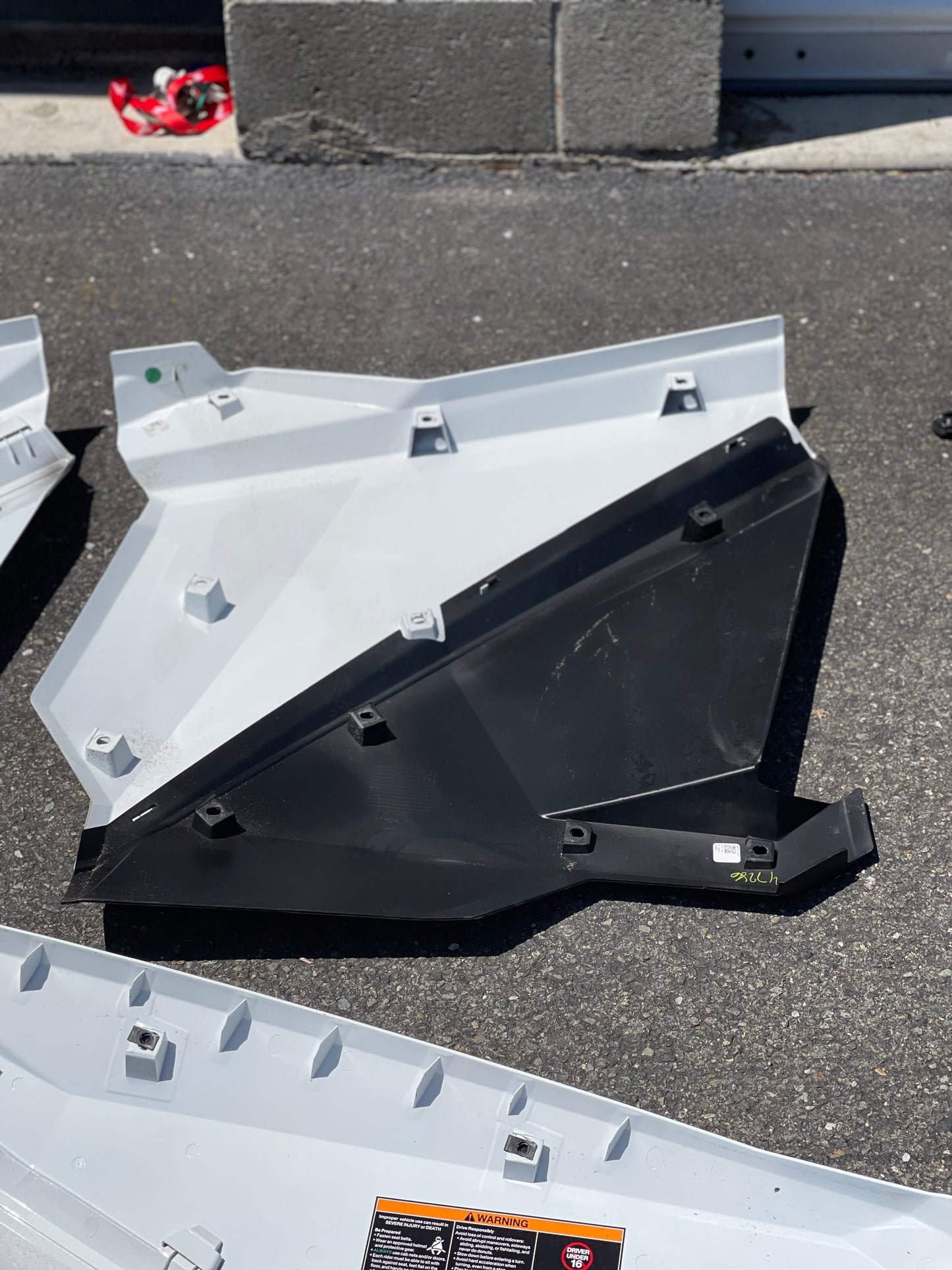 2020 POLARIS RZR PRO4 XP 1000 RIGHT REAR TWO PIECE PANEL