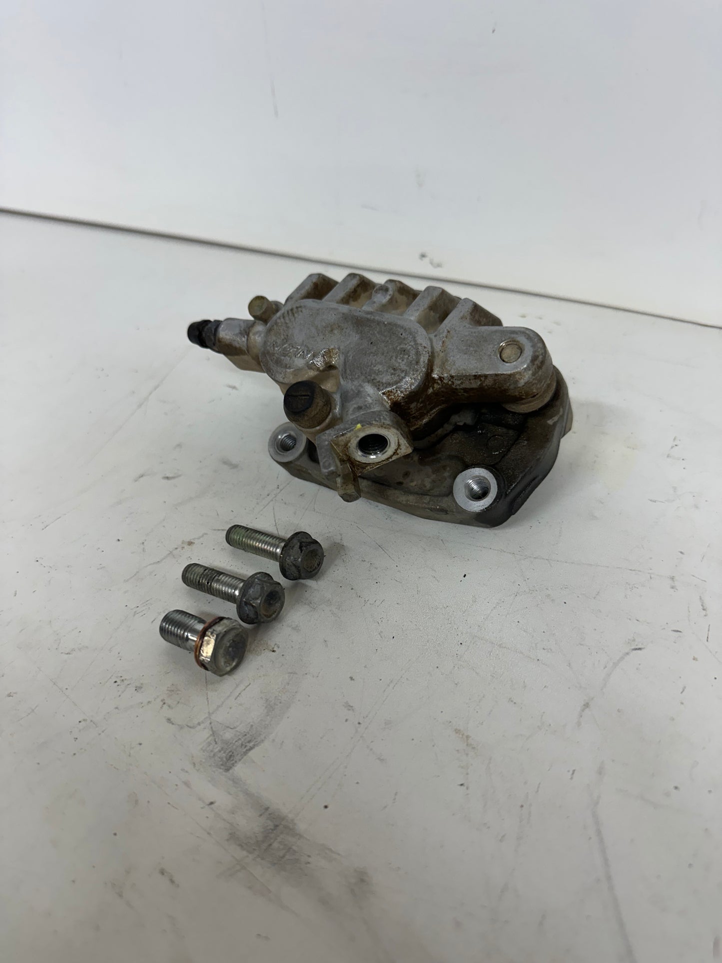 2005 HONDA TRX450R LEFT BRAKE CALIBER